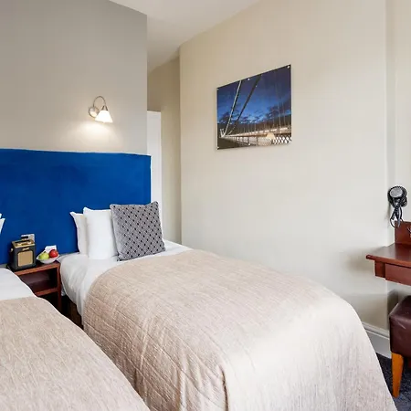 The Clifton Hotel 3*