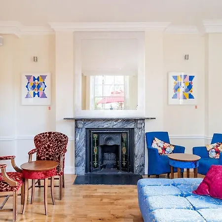 The Clifton Hotel 3*