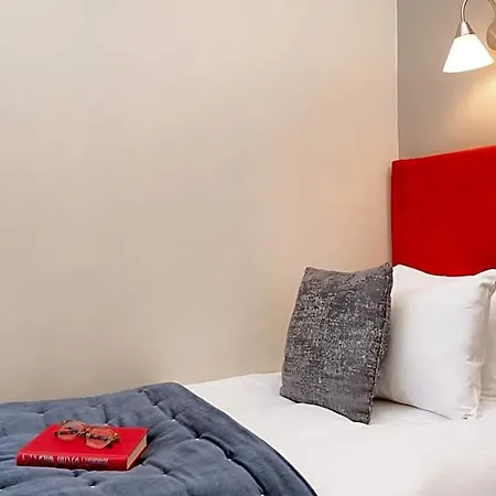 The Clifton 3* Bristol