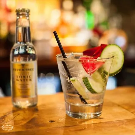 The Clifton 3* בריסטול