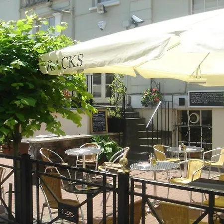 Hotel The Clifton 3*
