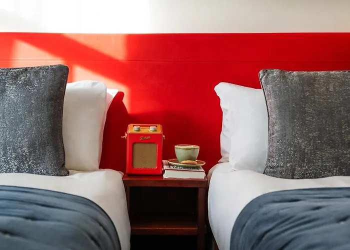 Hotel The Clifton 3*