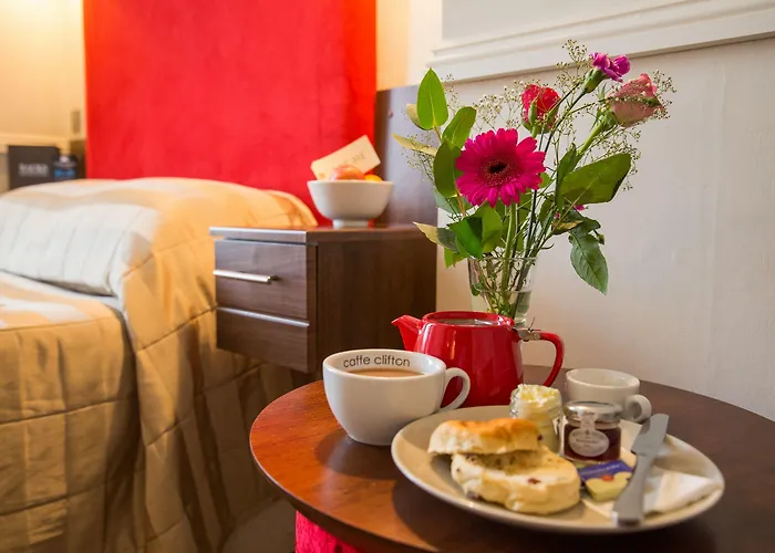 The Clifton Hotel 3*
