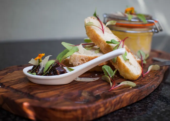 The Clifton 3* Bristol