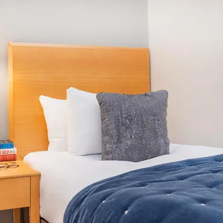 The Clifton Hotel 3*