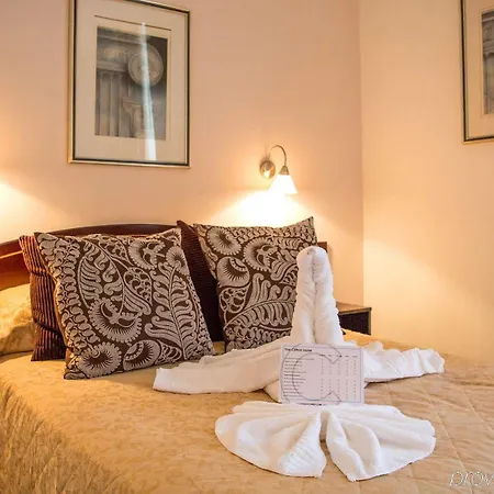 Hotel The Clifton 3*